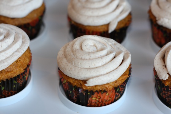 Cheesecake Filled Pumpkin Cupcakes