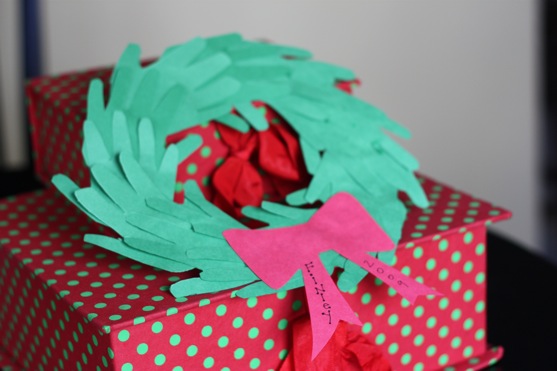 Hand Wreath 1