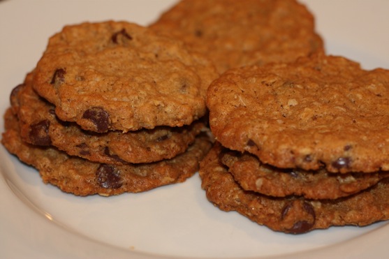 Chunky Peanut Butter and Oatmeal Chocolate Chipsters
